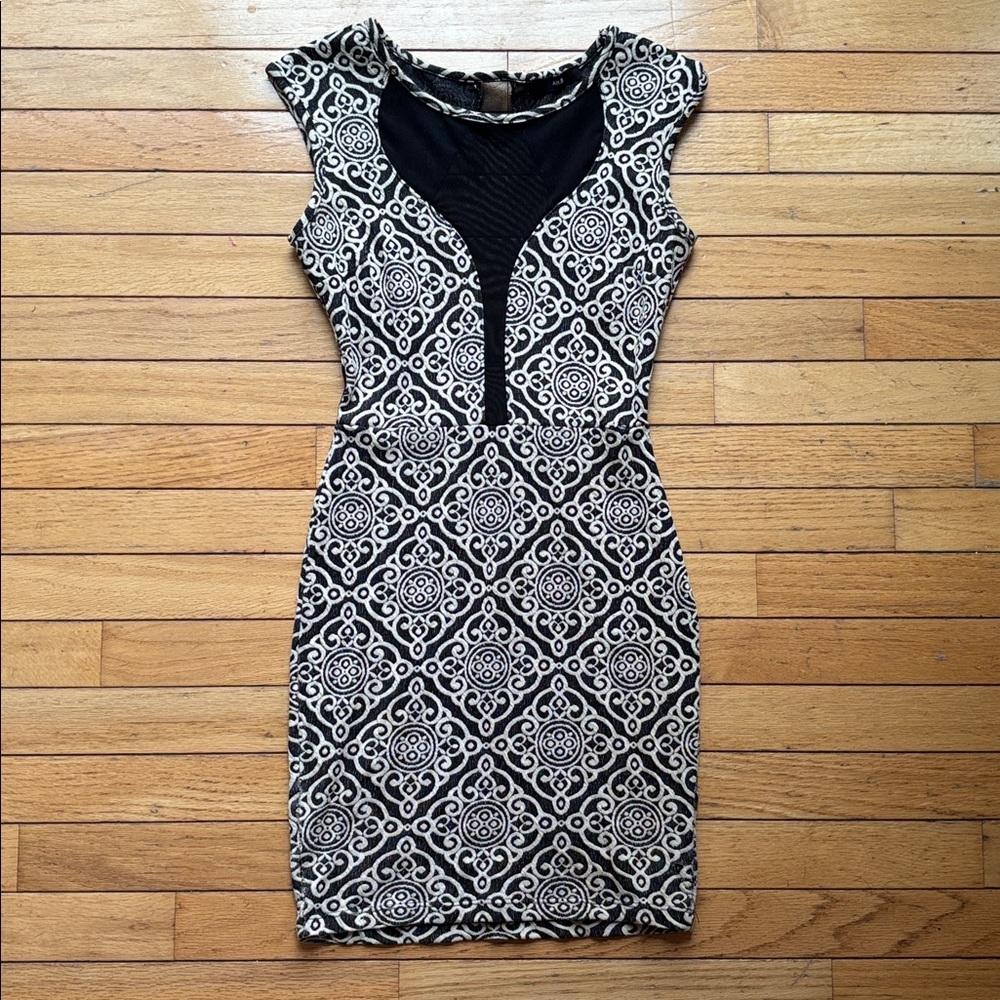 Alt B. Cream and Black Mesh Sexy Design Bodycon Mini Dress Women’s Size S Small